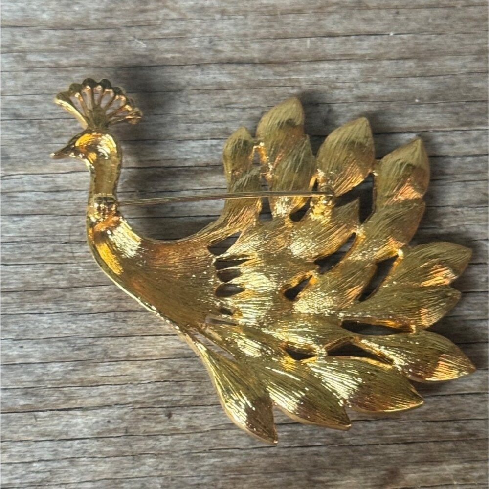 Peacock Brooch With Clear Navette Rhinestones - Picture 3 of 5